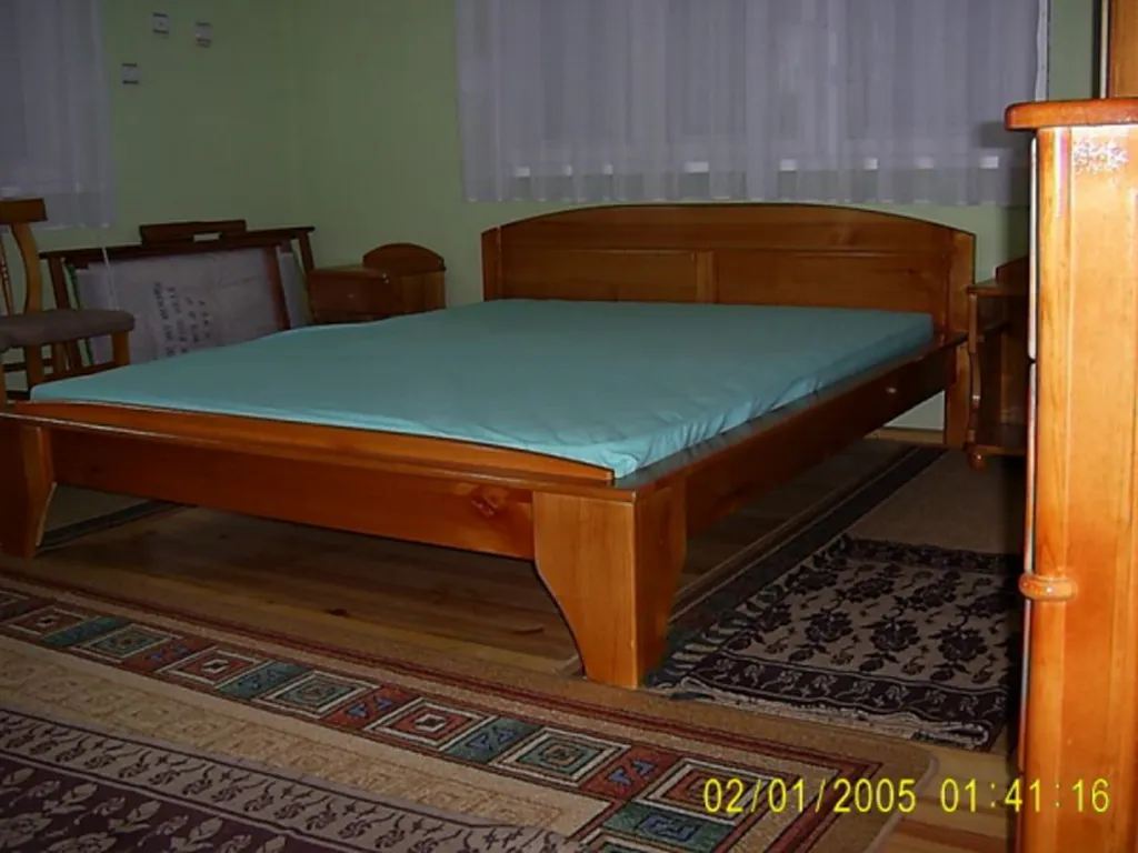 Поръчкова спалня